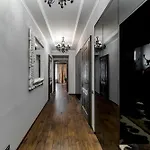 Lejlighed 2 Bedroom Designer In Old Town Prag