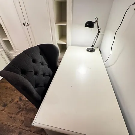 شقة 2 Bedroom Designer In Old Town براغ