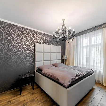 2 Bedroom Designer In Old Town Apartman Prága