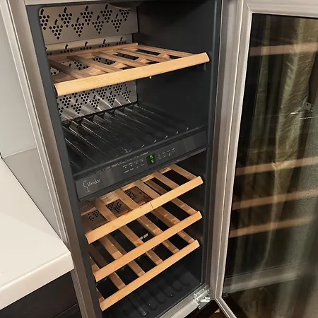 Apartman 2 Bedroom Designer In Old Town