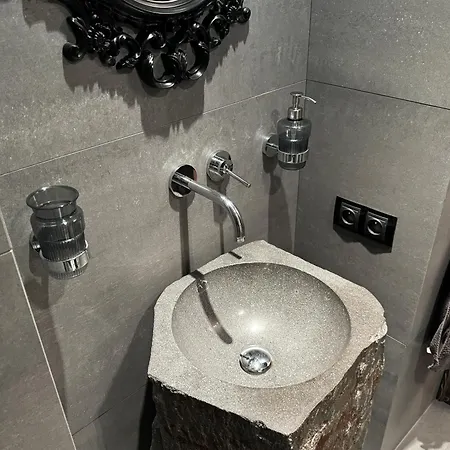 2 Bedroom Designer In Old Town 布拉格